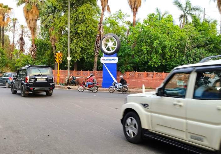 Unipole at Smart Signage- Karol Bagh Round About-07, Patel Nagar/karol Bagh towards Cp, New Delhi photo 1