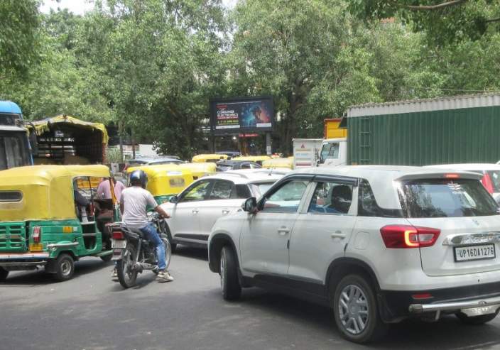 Unipole at Smart Signage- Jhandewalan Round About-04, Karol Bagh towards Paharganj, New Delhi photo 1