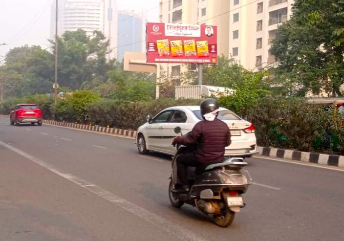 Unipole at Near Minto Road, Minto Road towards Civic Centre, New Delhi photo 1