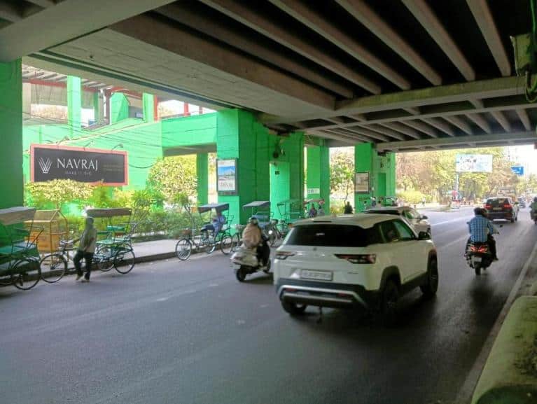 Metro Panel at Rohini East, Madhubhan Chowk to Rohini Sector 8, New Delhi photo 1