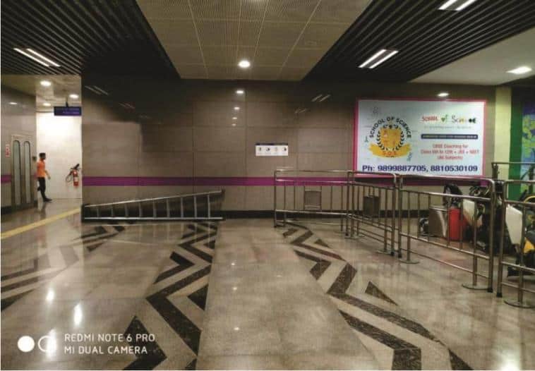 Metro Panel at Panchsheel Park, Gate No3 Entry/exit, New Delhi - Position 3 photo 1