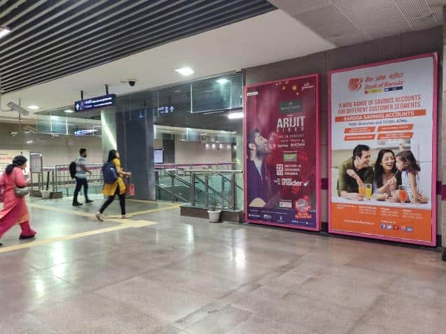 Metro Panel at Iit Delhi, Gate No 2&3 Entry/exit, New Delhi - Position 2 photo 1