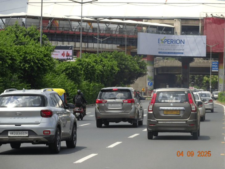 Metro Panel at Cyber City Exit, Golf Course Road / Cyber City towards Udyog Vihar/ Nh8, Gurugram photo 1
