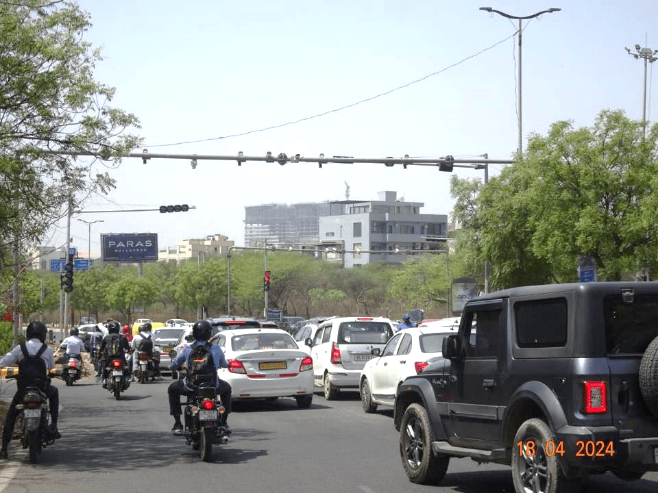 Unipole at Shiv Nadar School, Ghata/faridabad Road towards Golf Course Road, Gurugram photo 1
