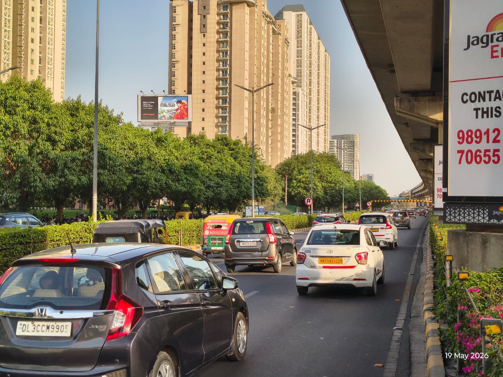 Unipole at Golf Course Road - Magnolias, Cyber City towards Golf Course Extension Road, Gurugram - Position 2 photo 1
