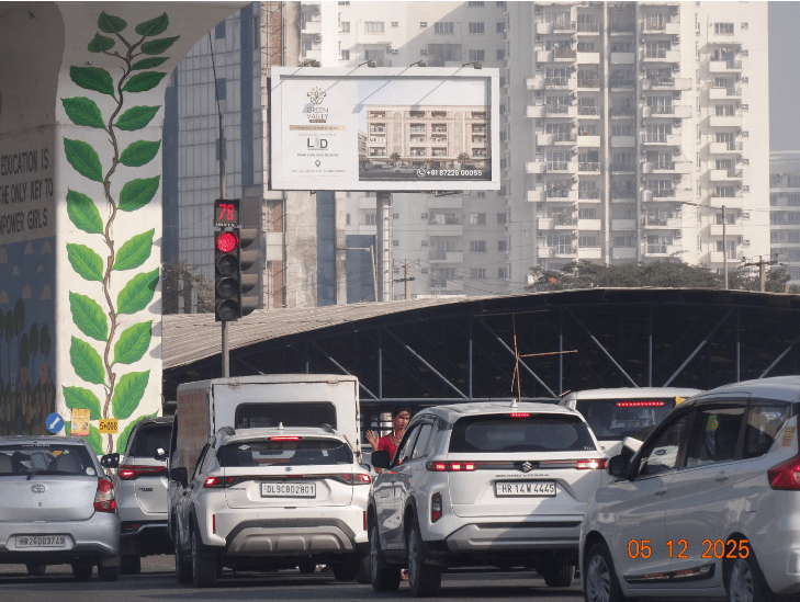 Unipole at Vatika Chowk, Vatika Crossing towards Ifc / Spr, Gurugram photo 1
