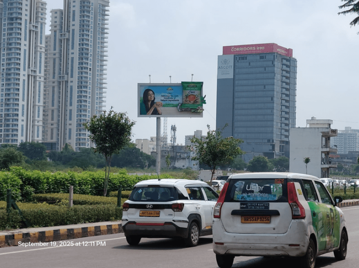 Unipole at Sector 58 - Golf Course Extension Road - Grand Hyatt Hotel, Towards Mahindra Luminare / Ireo Grand Arch/ DLF Arbour / Tarc, Gurugram photo 1