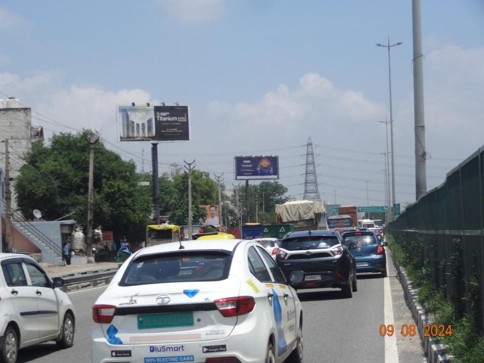 Unipole at Hyatt Hotel Regency, Manesar Toll towards Hero Honda Chowk, Gurugram - Position 1 photo 1