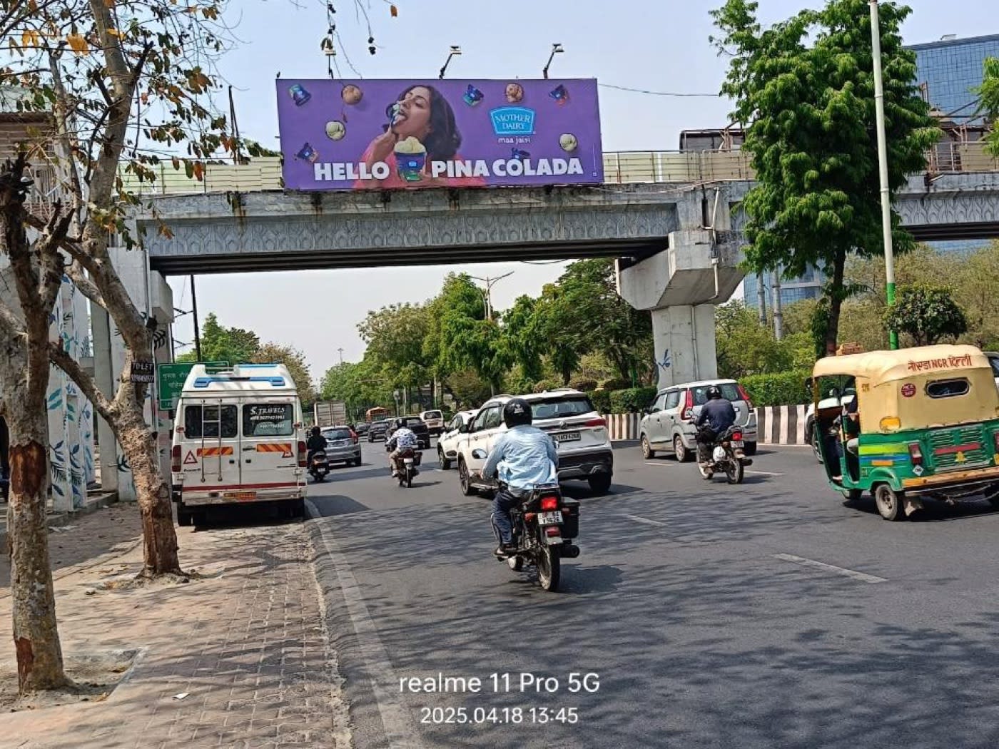 Foot Overbridge at Sector 16 A Film City, Noida to Delhi, Noida photo 1