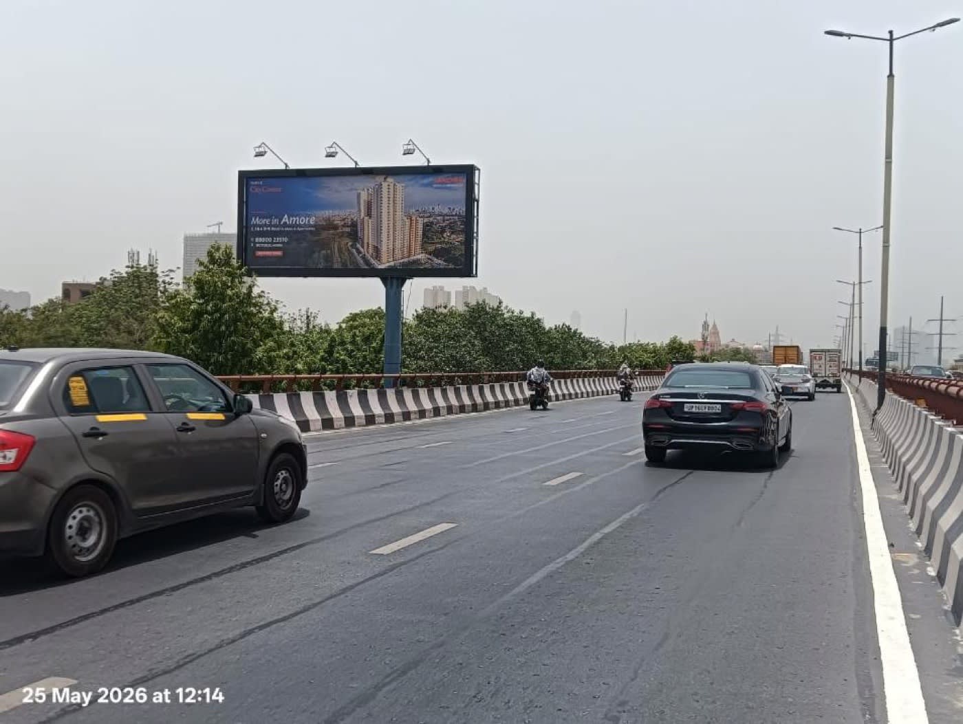 Unipole at Elevated Road Sector 33, Sector 61 to Sector 18, Noida photo 1