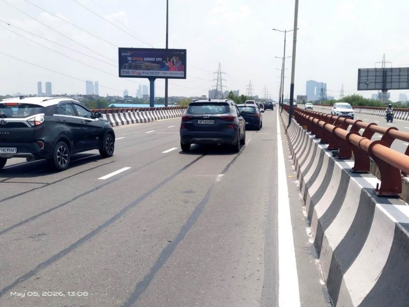 Unipole at Elevated Road Sector 32 opposite NTPC, Sector 61 to Sector 18, Noida photo 1