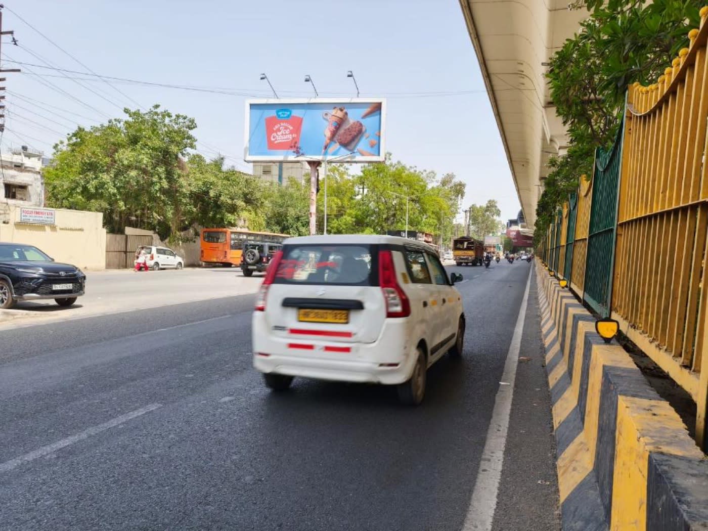 Unipole at Sector 3/16, Sector 15 to Sector 18, Noida photo 1