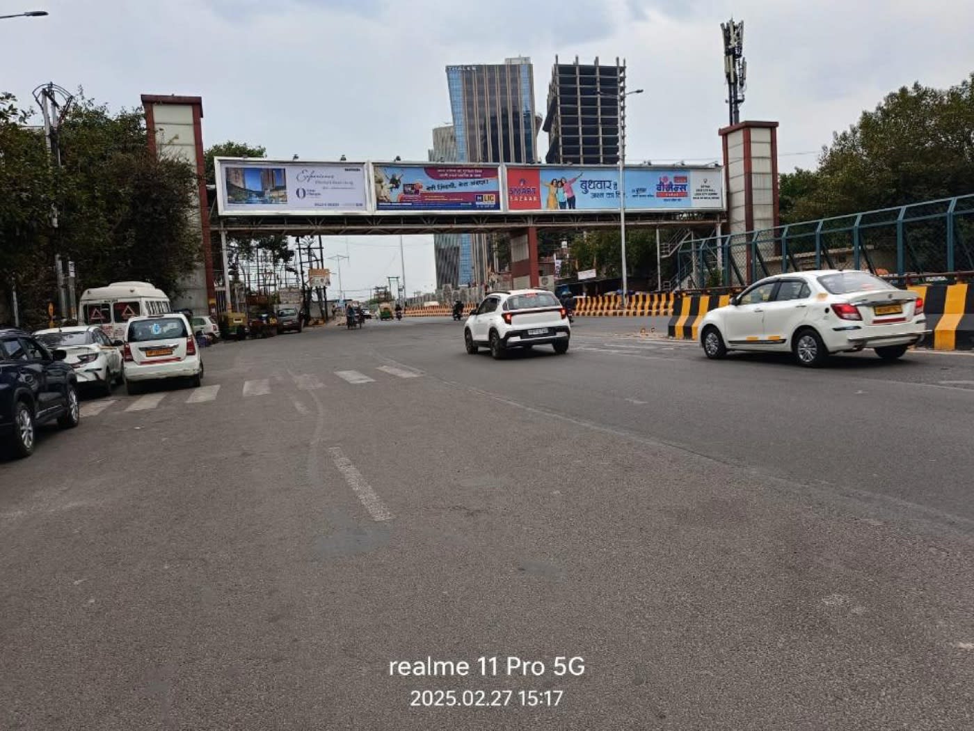 Foot Overbridge at DND, Noida to Delhi, Noida - Position 2 photo 1