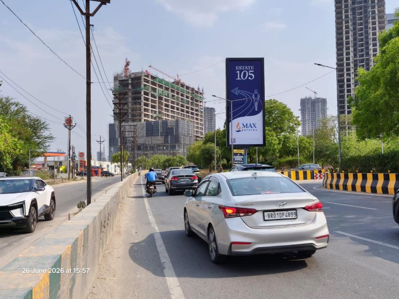 Unipole at Sector 105, Sector 104 to Expressway, Noida photo 1