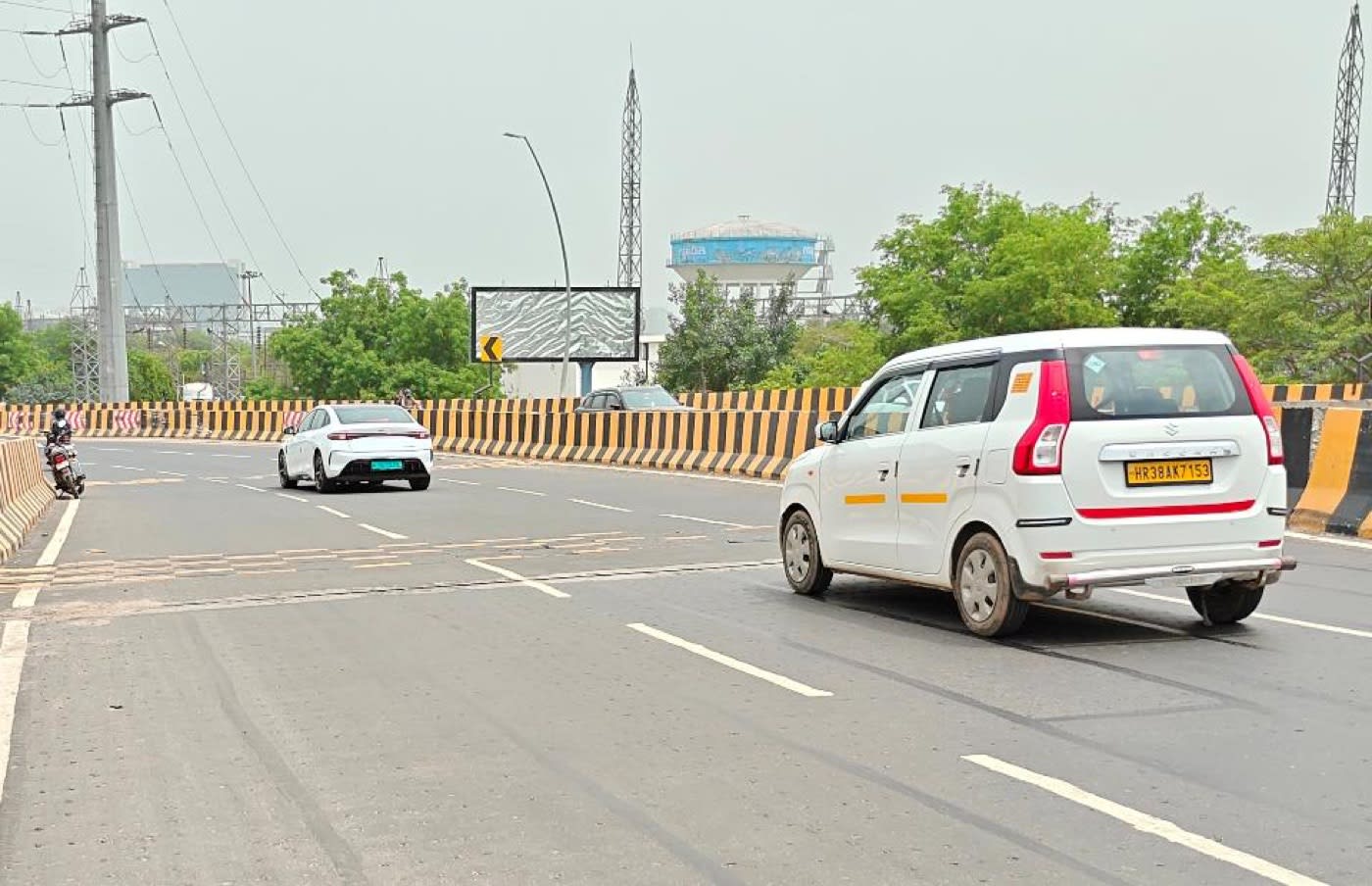 Unipole at Elevated DSC Road Sector 82 near NSEZ, Sector 18 to NSEZ, Noida photo 1