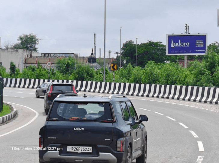 Unipole at Cpr Loop, NH-8 towards Cpr, Gurugram photo 1