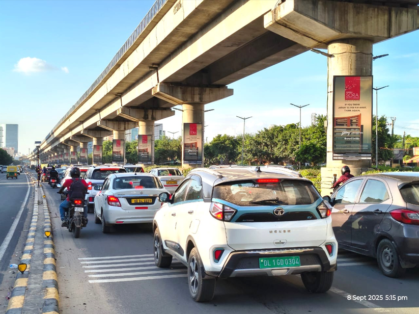 Metro Pillar at Golf Course Road - Tapasya 1 Shoppers Stop, Metro Pillars 196 -185, Golf Course Extension Road towards DLF One Horizon Center/cyber City, Gurugram photo 1