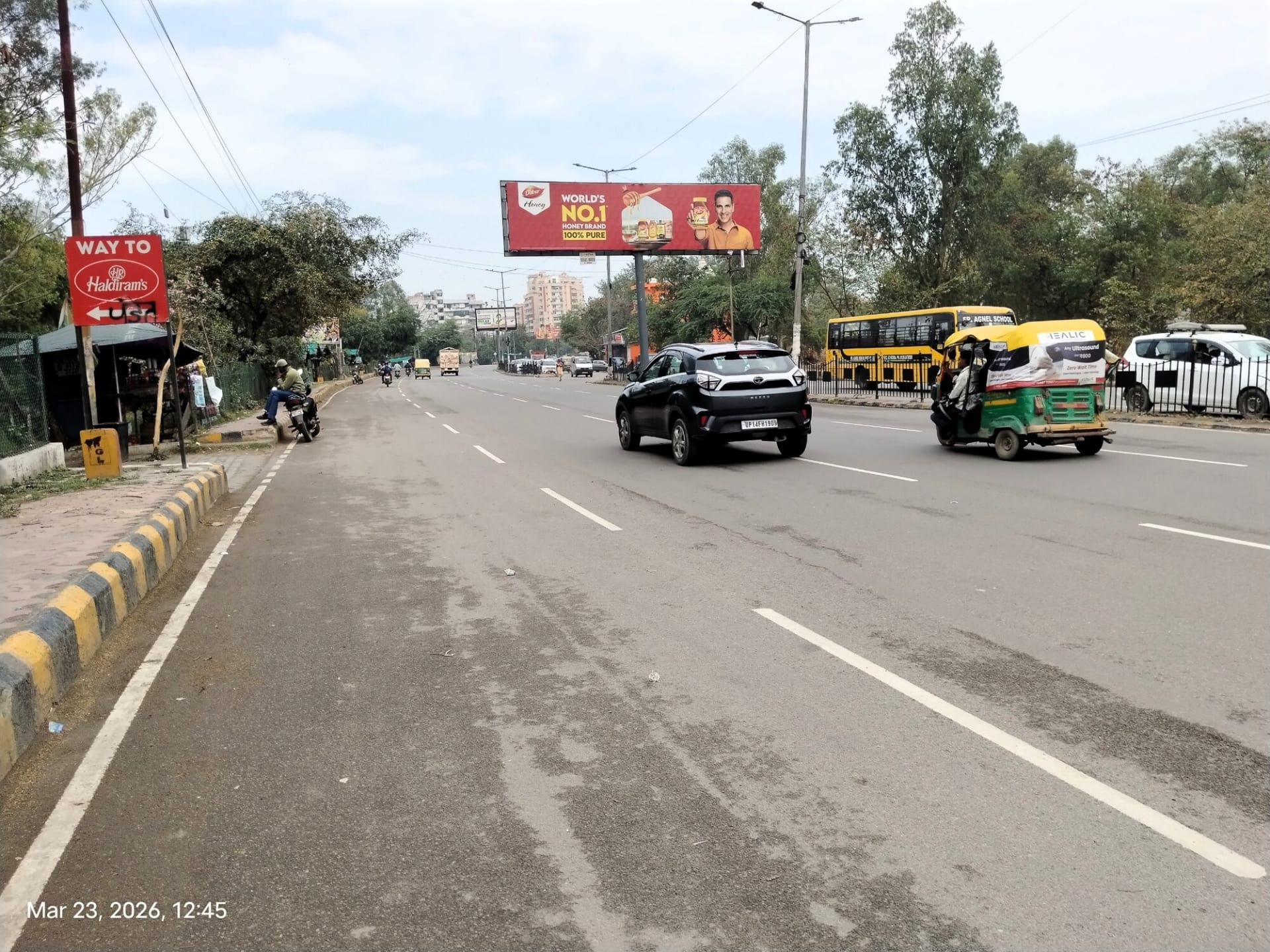 Unipole at Opp. Angel Mega Mall, UP Gate To Mohan Nagar, Ghaziabad photo 1