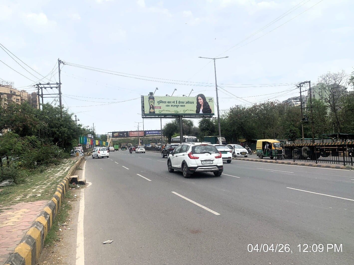 Unipole at Near Dabur Chowk 41st vahini , gate no.1, UP Gate To Mohan Nagar, Ghaziabad photo 1
