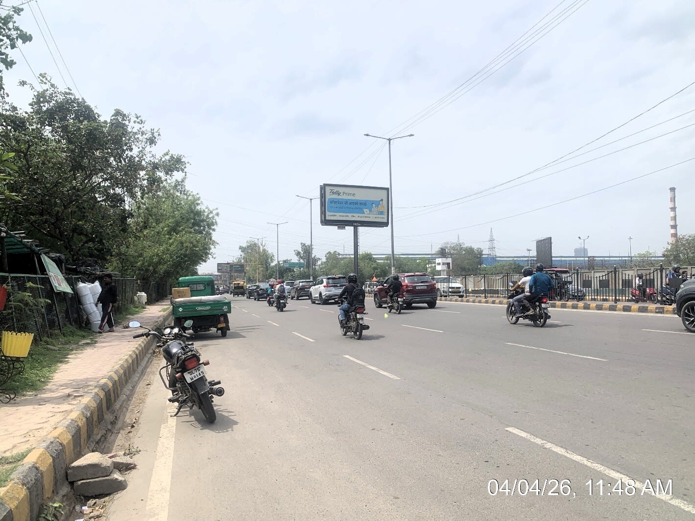 Unipole at Near Vaishali Metro Station, Mohan Nagar To UP Gate, Ghaziabad photo 1