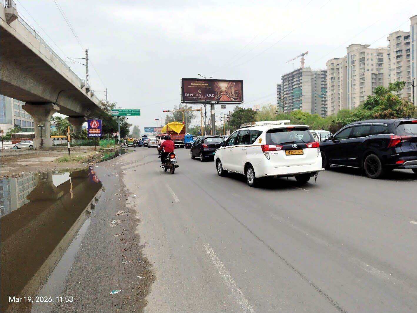 Unipole at Opp. Bikanerwala, UP Gate To Mohan Nagar, Ghaziabad photo 1