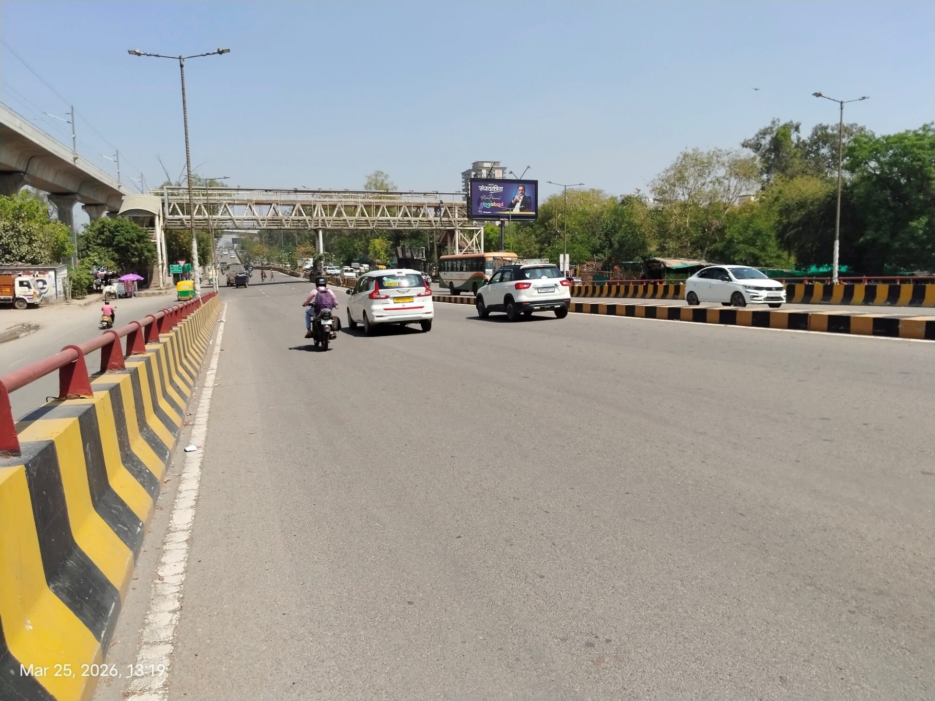 Unipole at Link Road Opp. Sangam Honda, UP Gate To Mohan Nagar, Ghaziabad photo 1