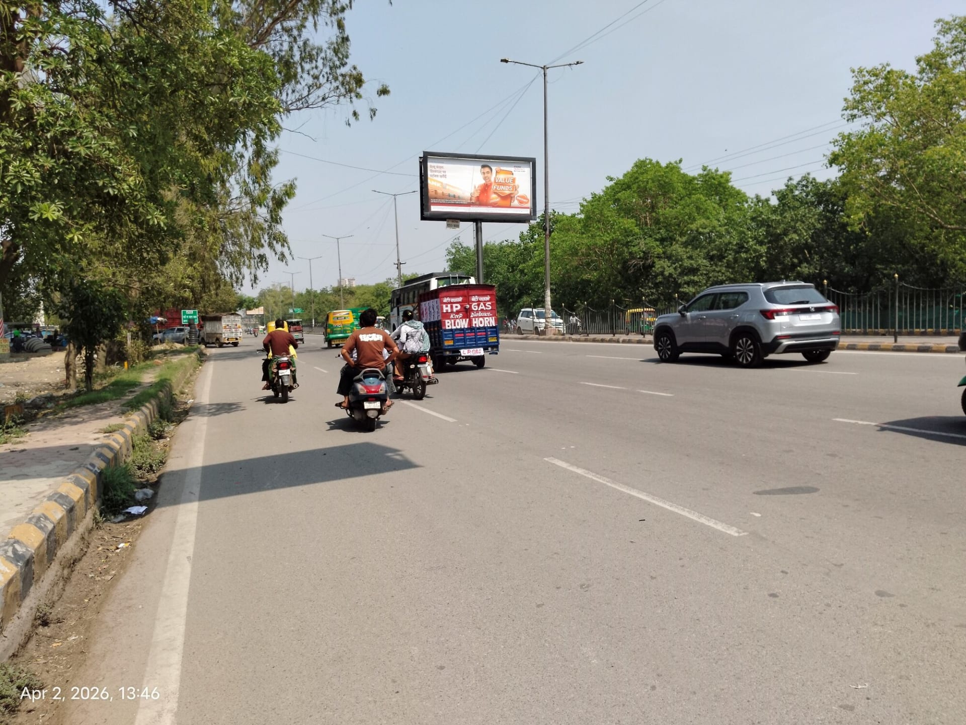 Unipole at Sahibabad Sabzi Mandi Red Light, UP Gate To Mohan Nagar, Ghaziabad photo 1