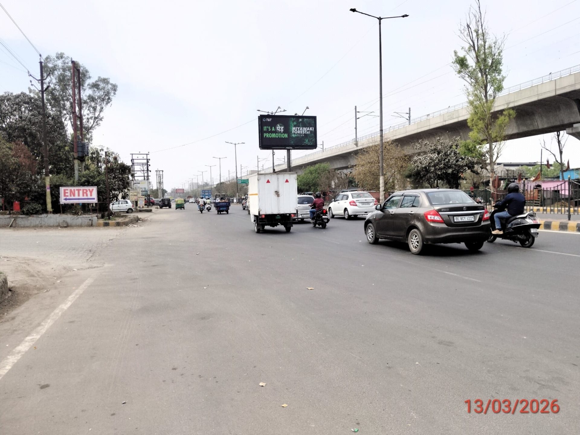 Unipole at Link Road Indian Oil Petrol Pump, Mohan Nagar To UP Gate, Ghaziabad photo 1
