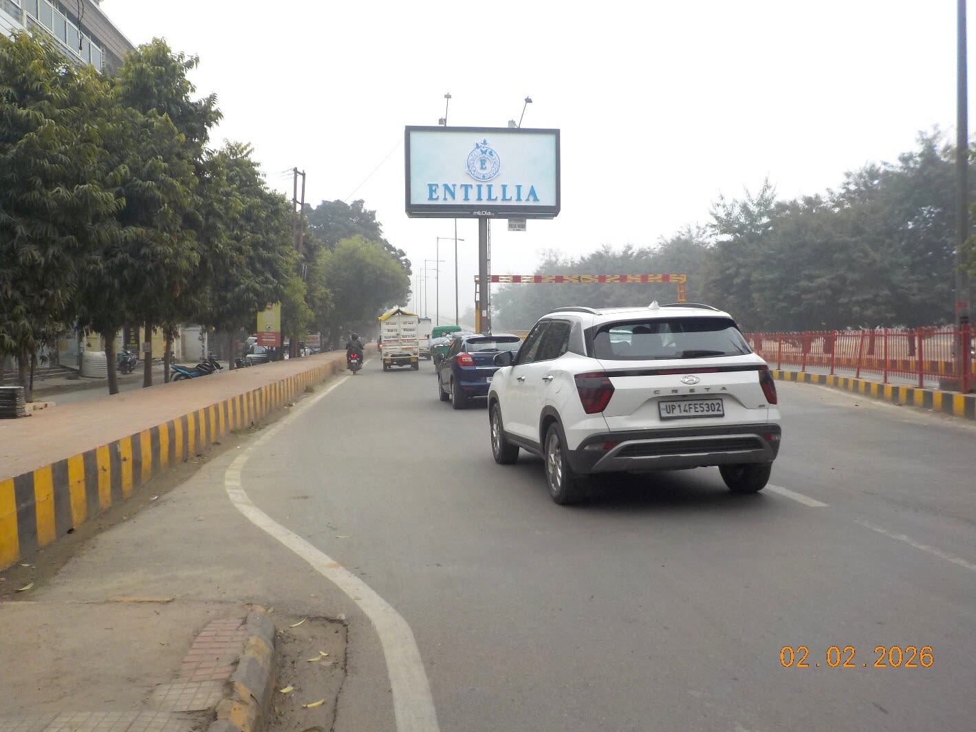 Unipole at Entry Elevated Vasundhara, Link Road To NH-09, Ghaziabad photo 1