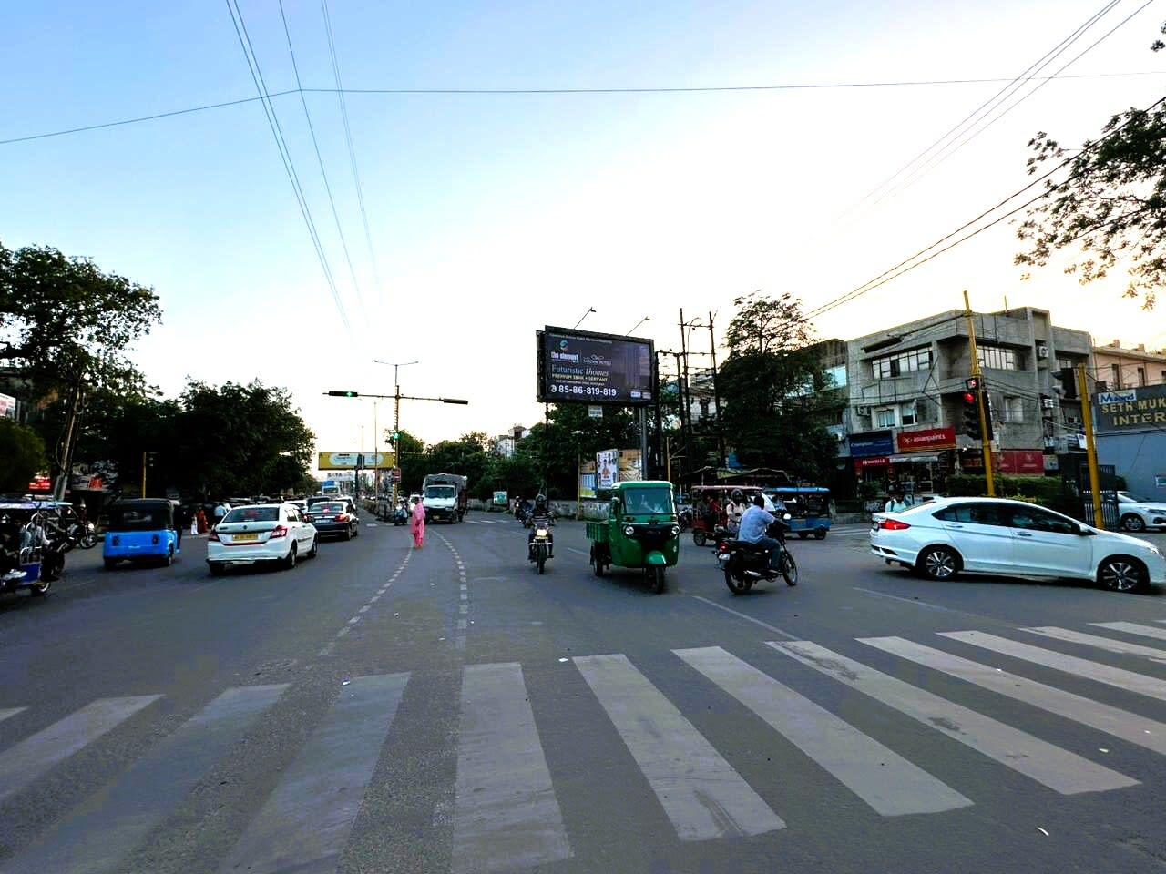 Unipole at Seth Mukund Lal Red Light, Hapur Chungi To Thakurdwara, Ghaziabad photo 1