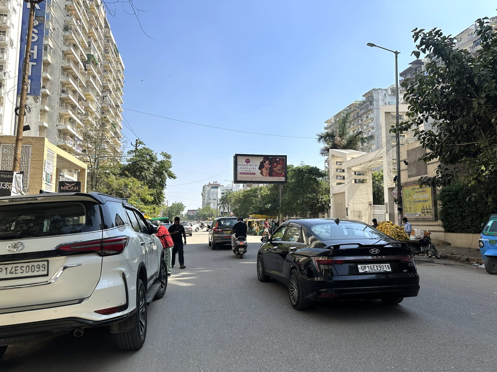Unipole at VVIP Society Gate No-3, Raj Nagar Extn Road To ABS Market, Ghaziabad photo 1