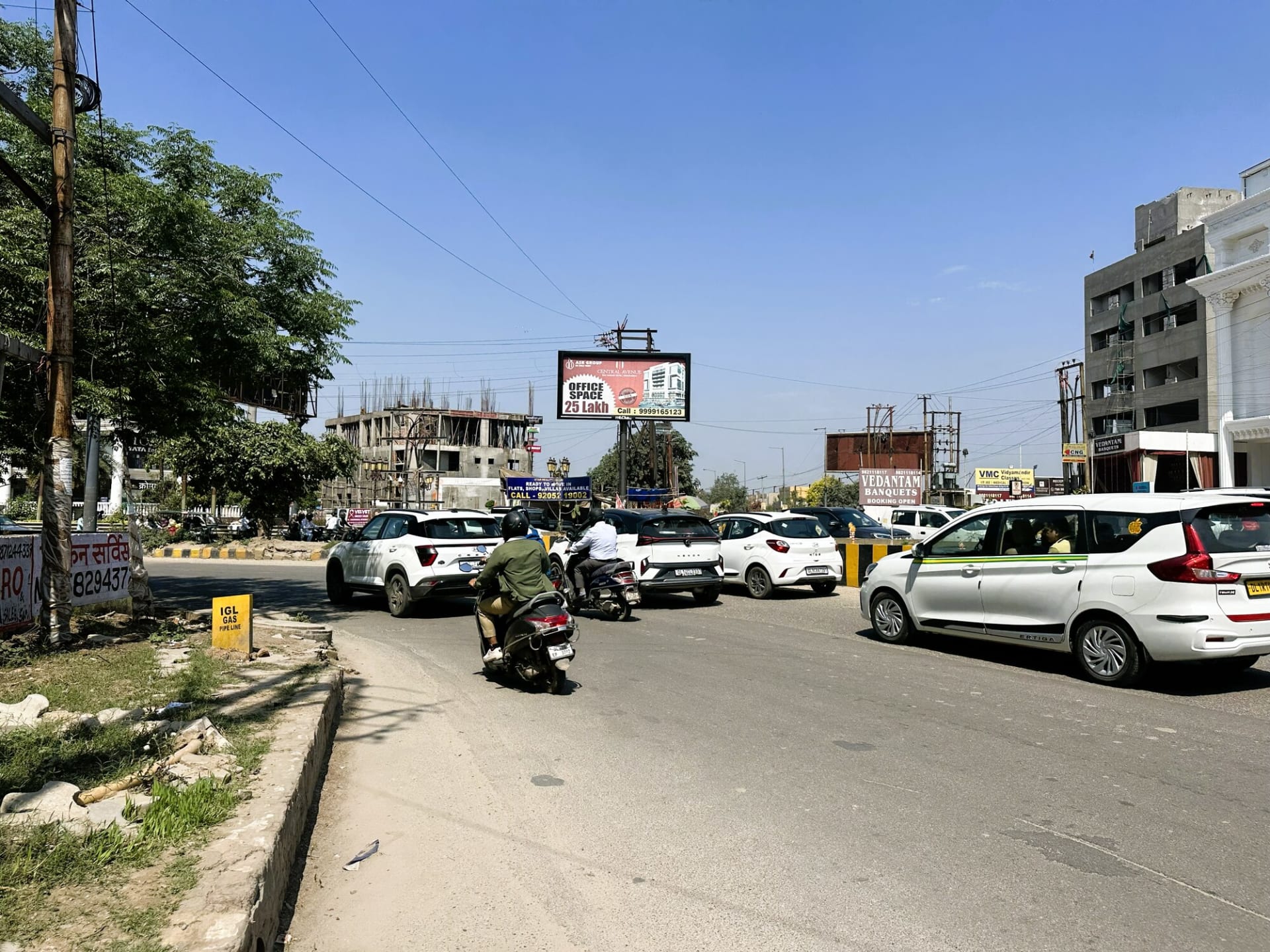 Unipole at Opp. Vedantam Morti Cut, Meerut Road To Karhera, Ghaziabad photo 1