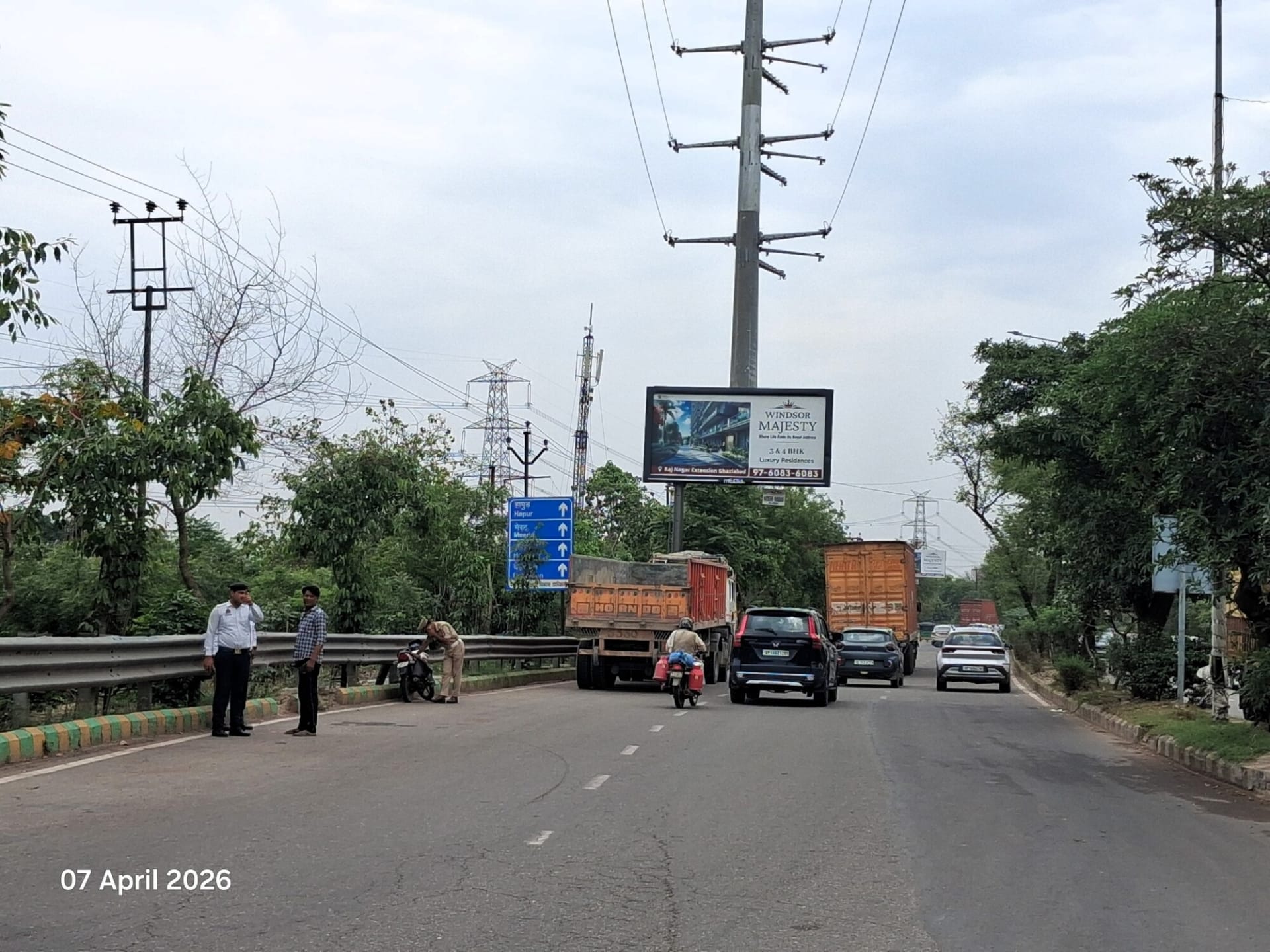 Unipole at Entry Raj Nagar Extension, Karhera To Meerut Road, Ghaziabad - Position 2 photo 1