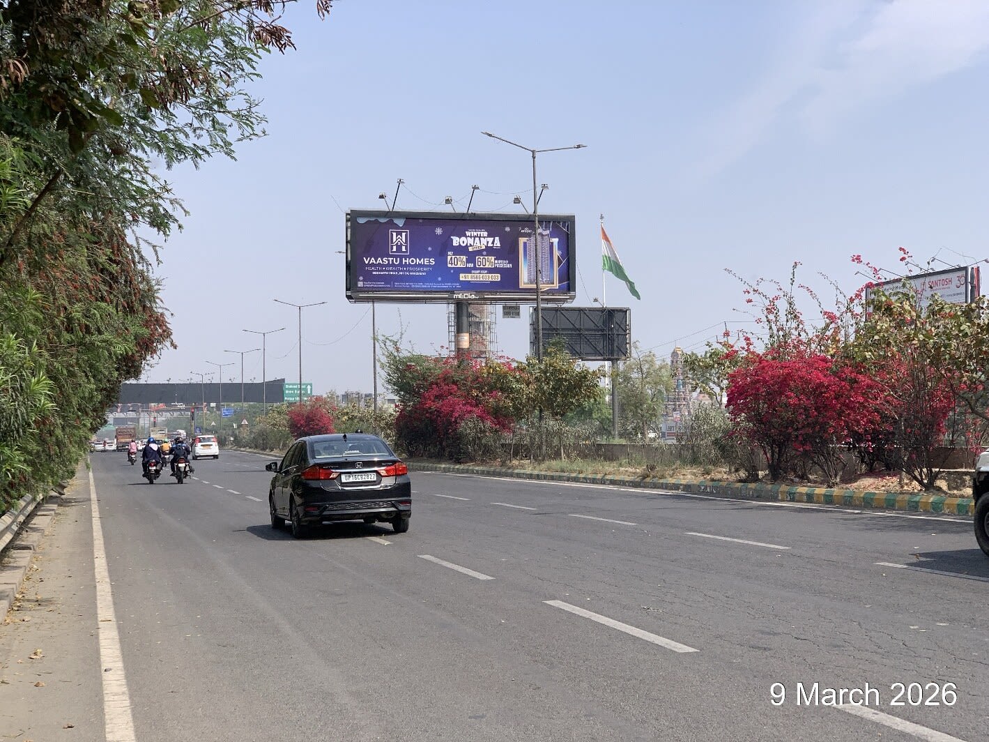 Unipole at Infront Of Santosh University, NH-09 To Meerut Mor, Ghaziabad photo 1