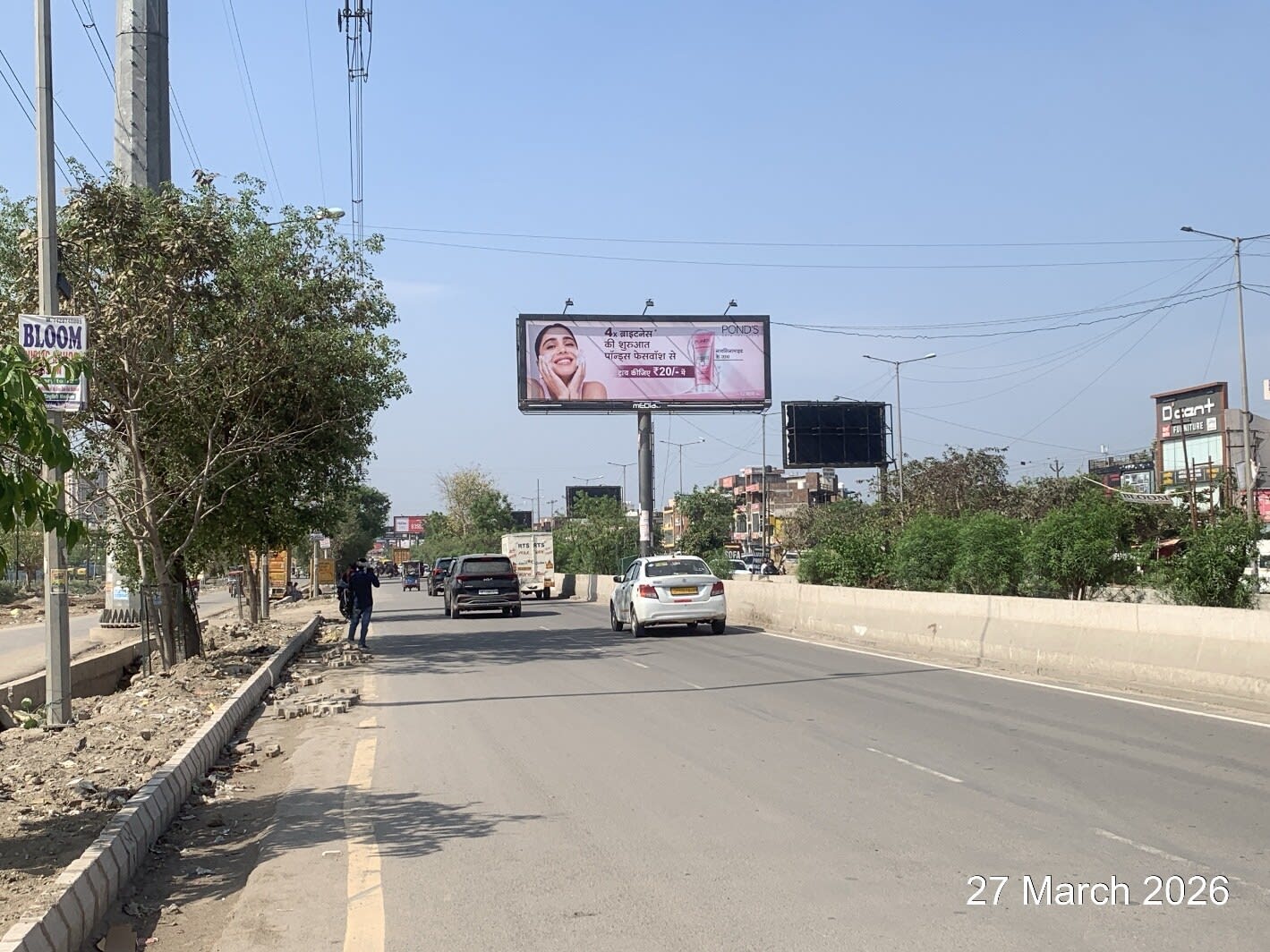 Unipole at Khan Auto Service, Gaur City To NH-09, Ghaziabad photo 1