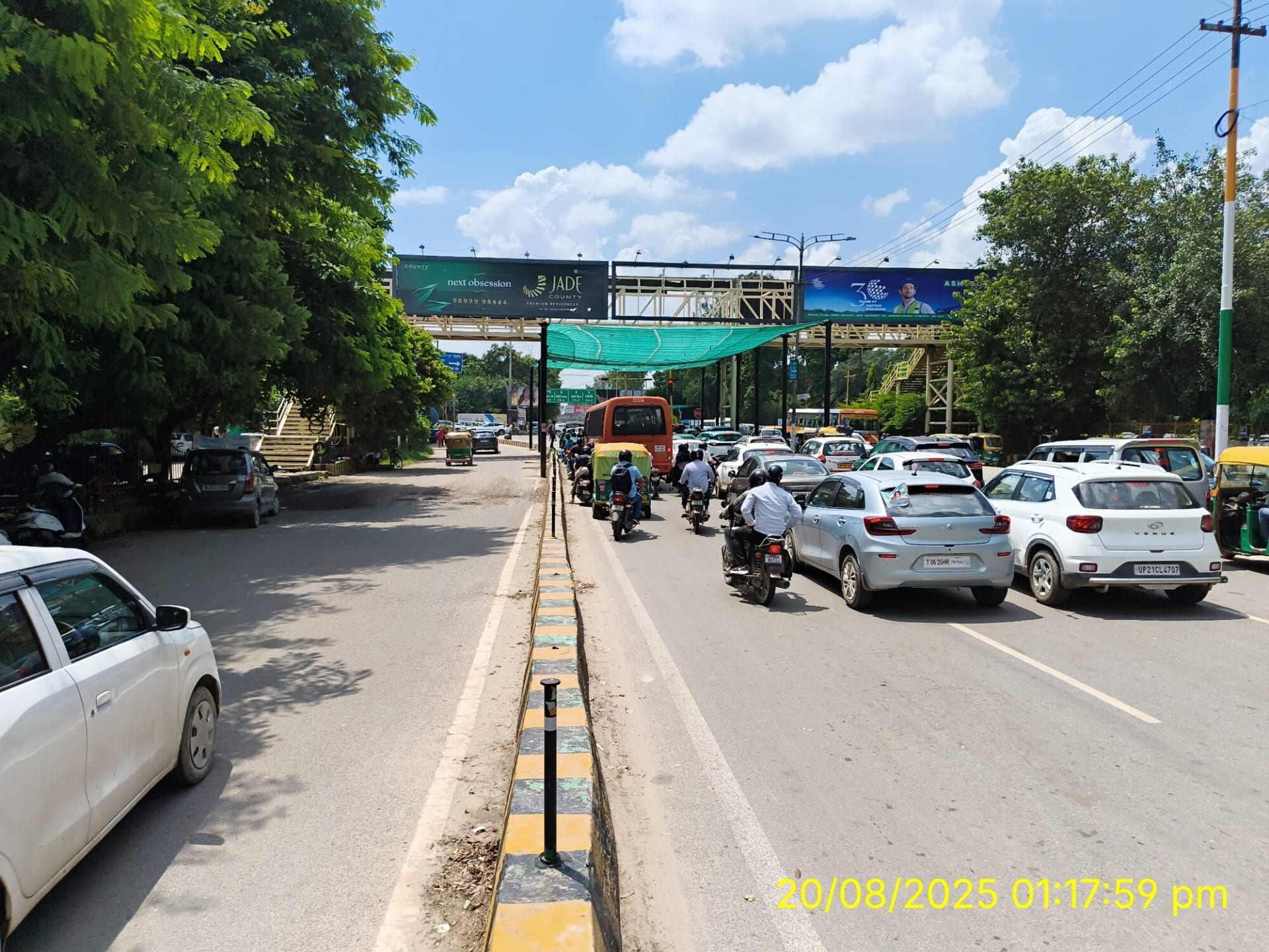 Foot Overbridge at Hapur Chungi, Shastri Nagar to Hapur Chungi, Ghaziabad - Position 3 photo 1