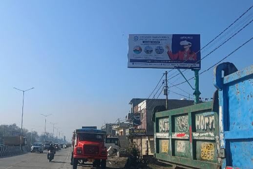 Unipole at Moti Nagar, Bareilly Road Haldwani, Haldwani photo 1