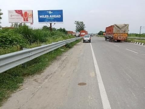 Unipole at Nr Toll Tax, Kiccha, Bareilly Rd, Kiccha photo 1