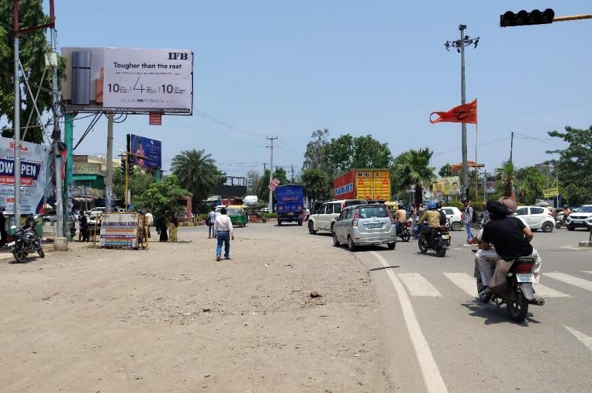 Unipole at DD Chowk, Bus stand, fcg Nagar Nigam, Rudrapur - Position 1 photo 1