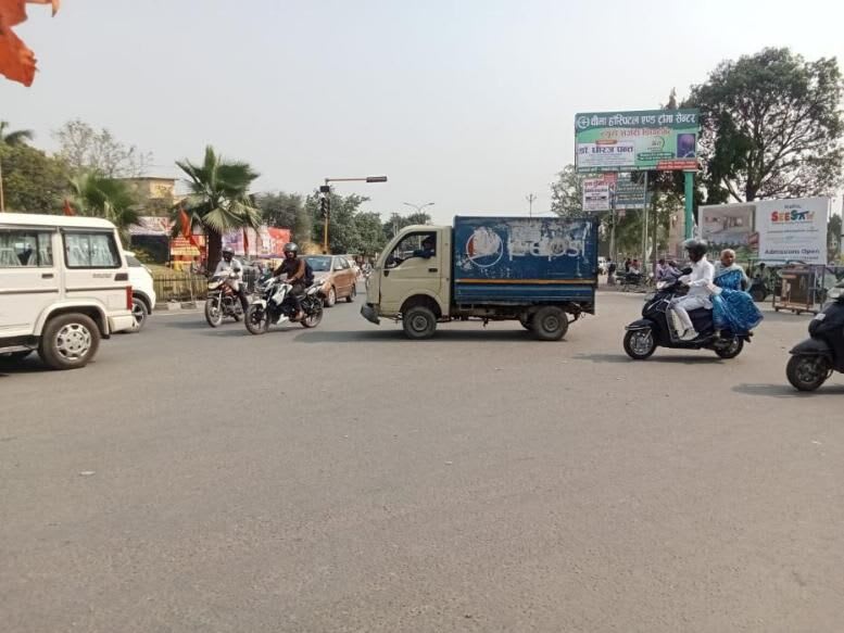 Unipole at DD Chowk, Bus stand, fcg Chowk, Rudrapur - Position 2 photo 1