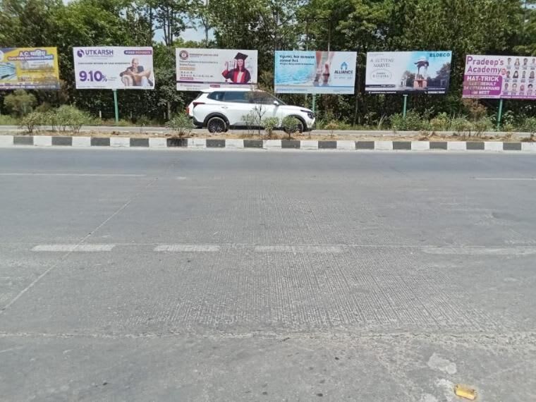 Unipole at Metropolis Mall Gate1, fcg Mall, Rudrapur - Position 2 photo 1