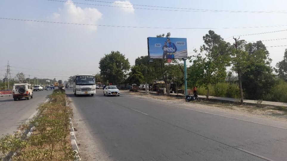 Unipole at Britania Chowk, Sidkul Gate 2 unipole1, fcg Haldwani, Rudrapur photo 1