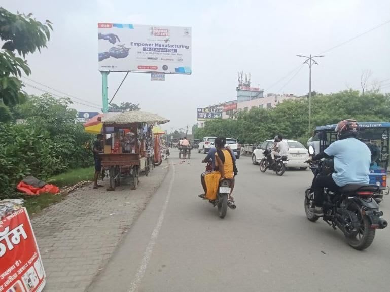 Unipole at Shopper Street Mall, Nr Bus Stand, kiccha bypass Rd, Fcg Kiccha, Rudrapur photo 1