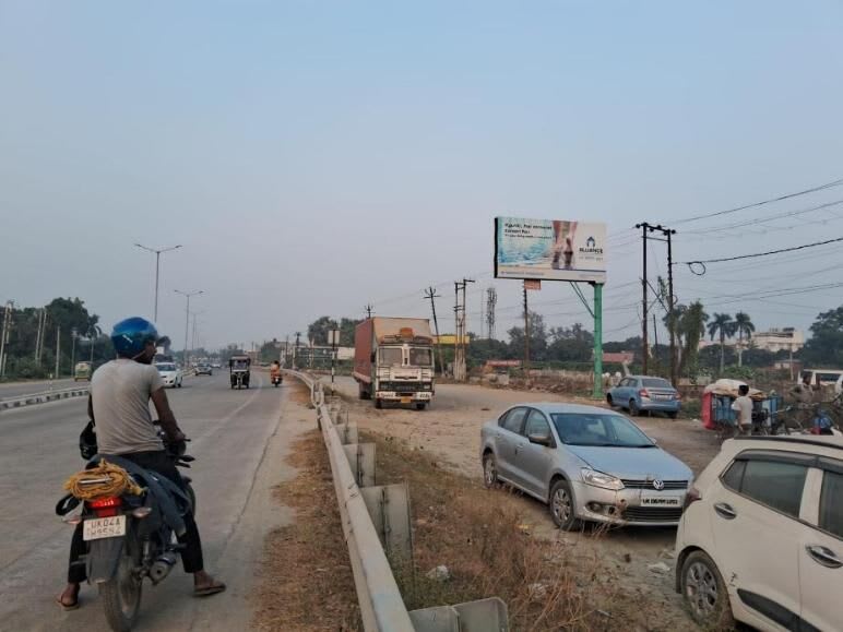 Unipole at Nr Soniya Hotel, Rampur Rd, fcg Rampur, Rudrapur photo 1
