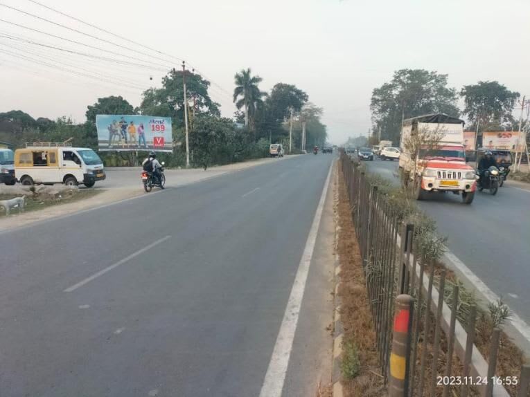 Unipole at Atariya Chowk, fcg Bus Stand, Rudrapur - Position 1 photo 1