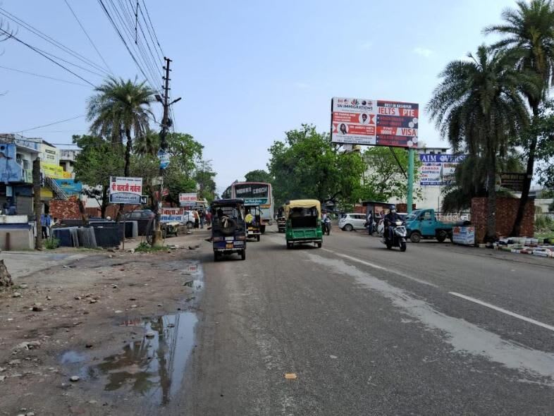 Unipole at Chamunda Complex, Ramnagar Road, Fcg Cheema Chowraha, Kashipur photo 1