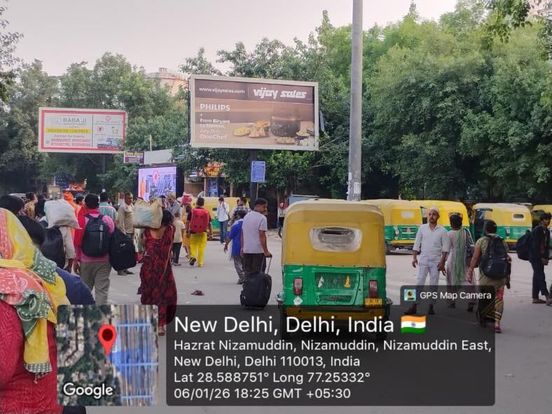 Unipole at Taxi Stand, Nizamuddin, Hazrat Nizamuddin photo 1