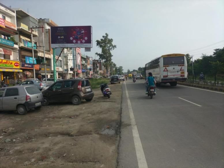 Unipole at Gulati Chicken, Nainital Rd, fcg Nainital, Rudrapur photo 1