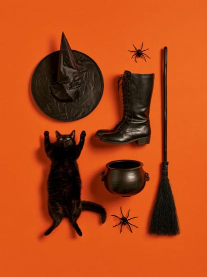 Halloween Card Witches Gear – card cover design