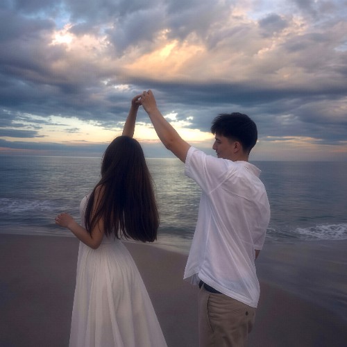 Cari Pacar Dan Teman Virtual